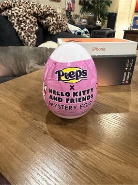 Peeps Hello Kitty and Friends Mystery Egg - Pink